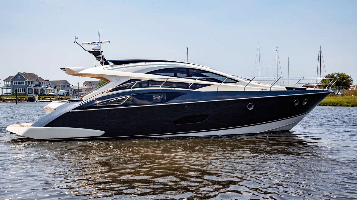 Аренда моторной яхты Marquis 500 Sport Coupe Harmony на Пхукете